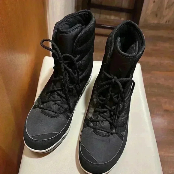 Adidas Climawarm boots. Adiprene sole. Black - Picture 2 of 8